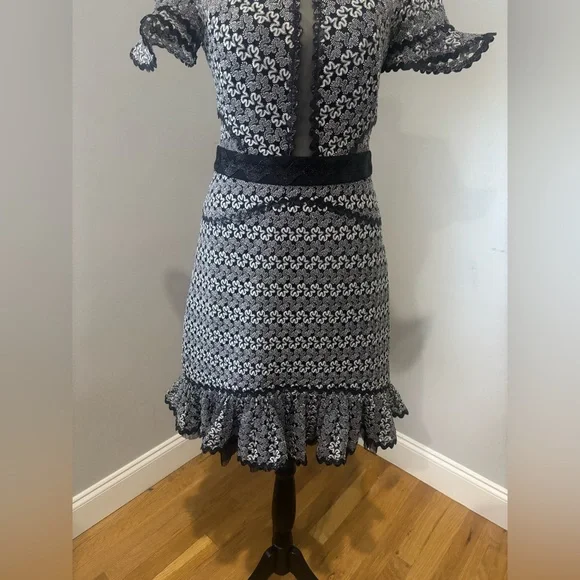 Three Floor, Elegant Black and White Women's Dress Size:4 - Picture 11 of 11